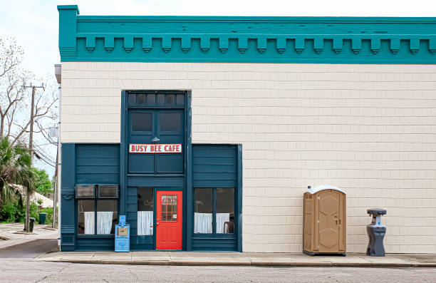 Best Affordable portable toilet rental  in Elkader, IA